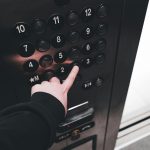 Aszende impulsa la movilidad vertical con soluciones integrales en ascensores