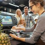 Cómo combinar los mejores ERP para pymes con software terminal punto de venta